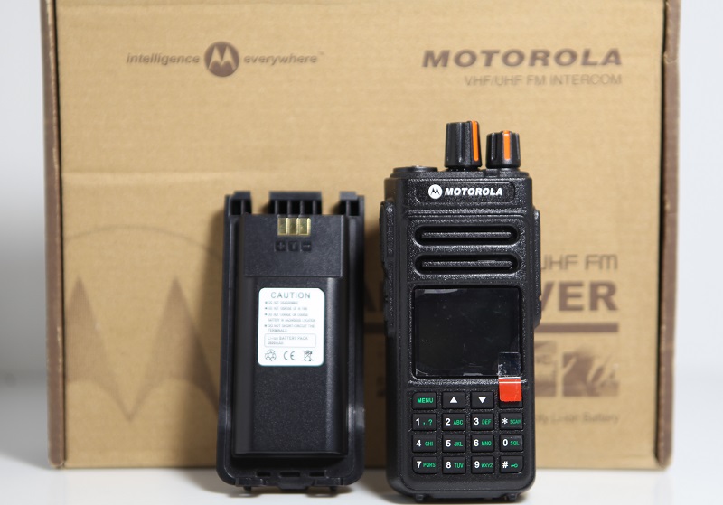 باتری بیسیم موتورولا سی پی 1600 6800میلی آمپر