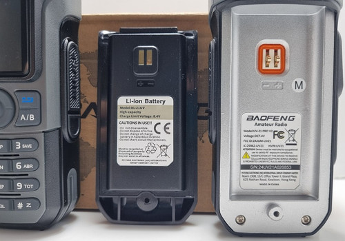 خرید فروش قیمت باطری باتری بیسیم باوفنگ UV-21 Pro V2 یووی 21 پرو وی2 ظرفیت بالا