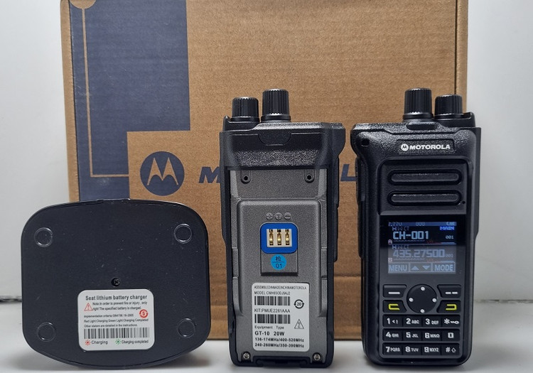 قیمت خرید فروش شارژر بیسیم موتورولا جی تی GT 10