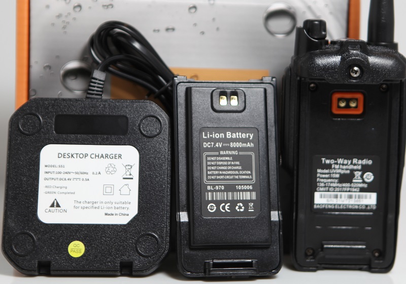 قیمت خرید فروش شارژر بیسیم باوفنگ یووی 9آر پلاس UV-9RPlus