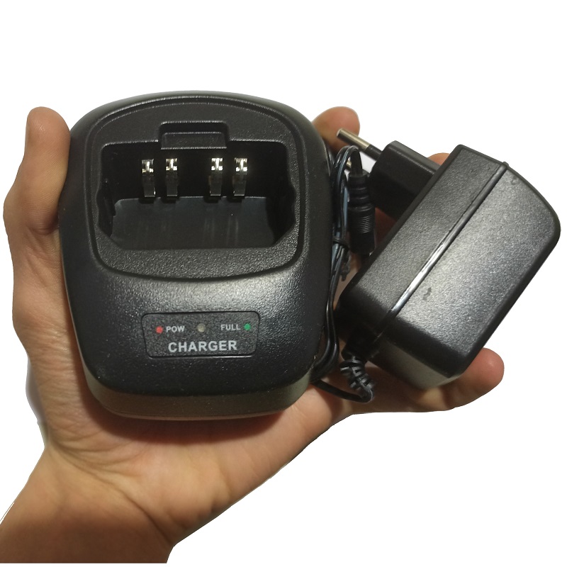 شارژر بیسیم موتورولا ام تی 338 GP